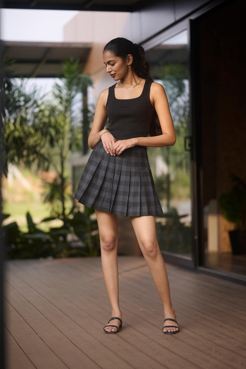 Jenna Skort